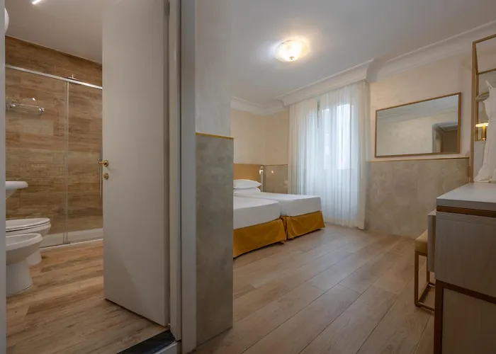 Отель Palladium Palace