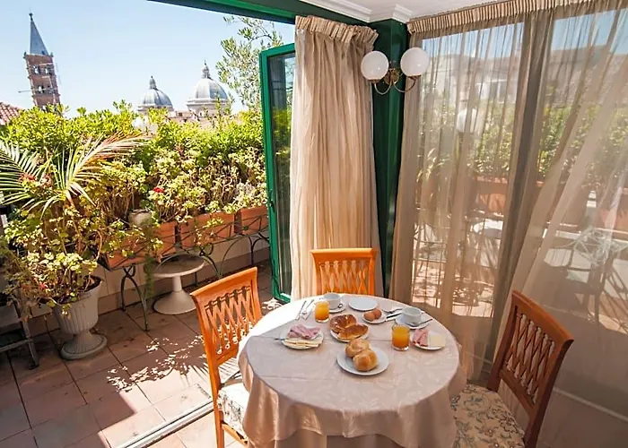 Отель Palladium Palace 4*